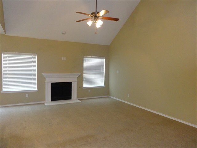 Building Photo - 5717 Eagle Mountain Dr
