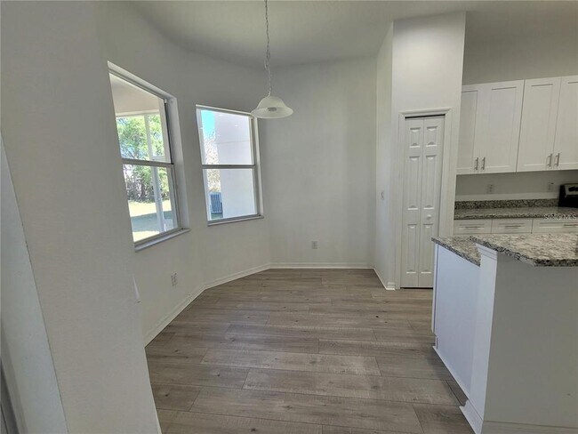 Building Photo - 30741 Pumpkin Ridge Dr