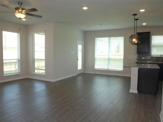 Building Photo - 4140 Aransas Dr