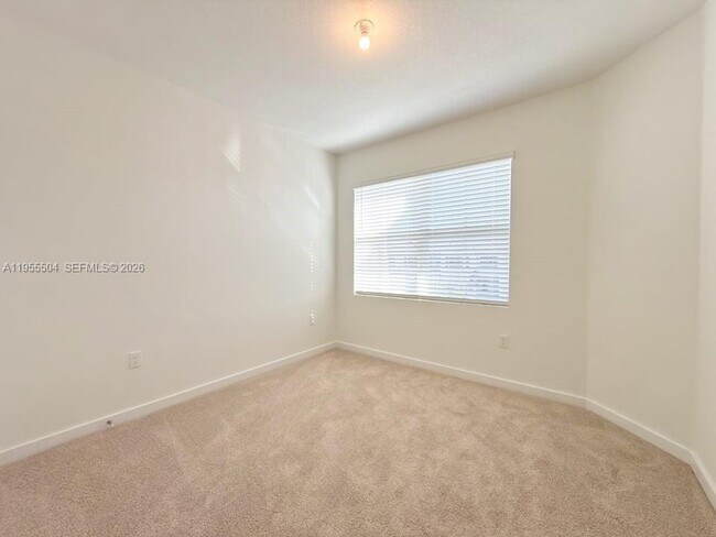 Building Photo - 0 NE 13th St