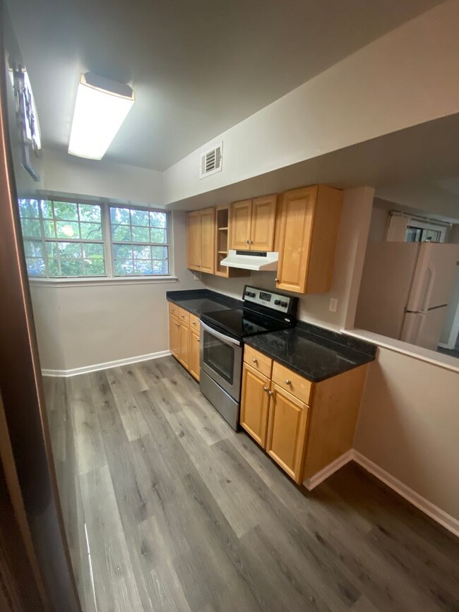 Building Photo - 2732 Bordeaux Pl