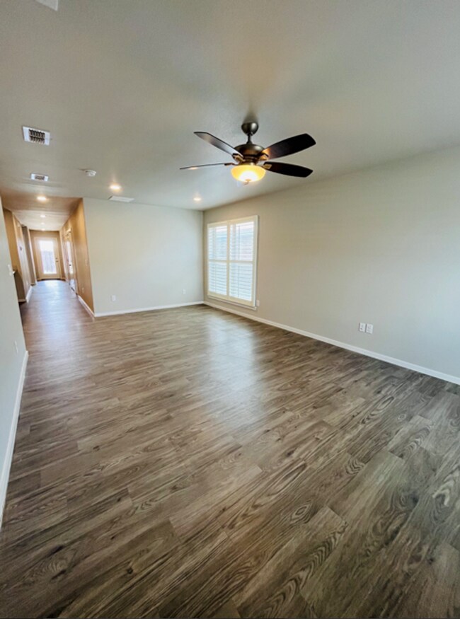 Building Photo - Bell Farms- 2420