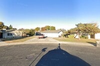 Building Photo - 7925