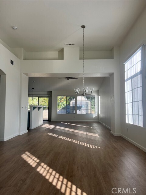 Building Photo - 10980 Santa Barbara Pl