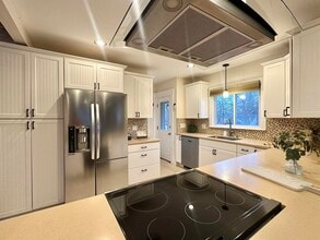 Building Photo - 549 Watervliet Shaker Rd