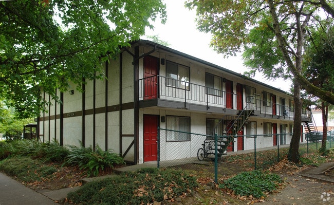 Primary Photo - 550 E 14th Ave