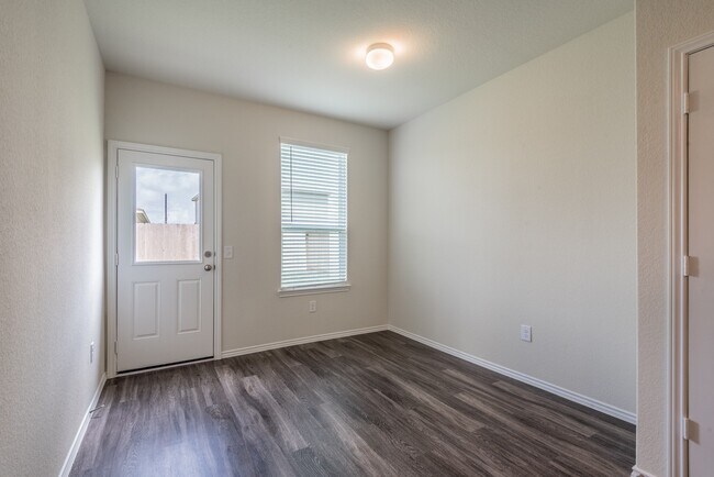 Building Photo - 5715 Pampus Prairie Rd