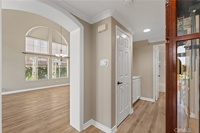 Building Photo - 6430 Regents Ct