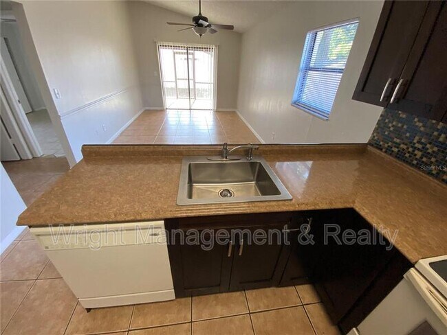 Building Photo - 9520 Drakemill Ct