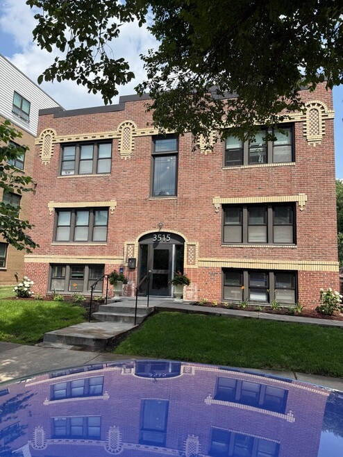 Building Photo - 3515 2nd Ave S