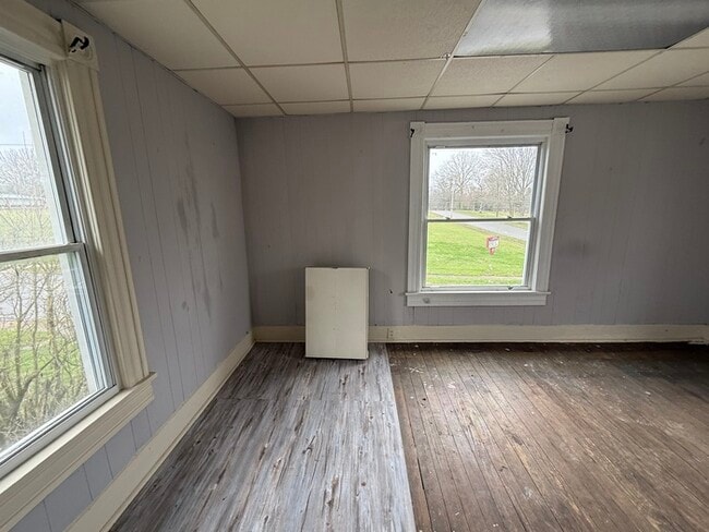 Building Photo - 659 Fisher Hill St