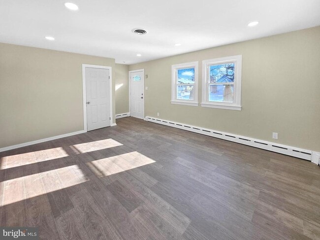 Building Photo - 120 3rd