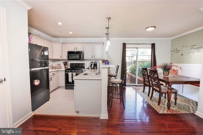 Kitchen - 6116 Kendra Way