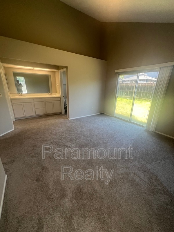 Building Photo - 1230 Mohr Cir