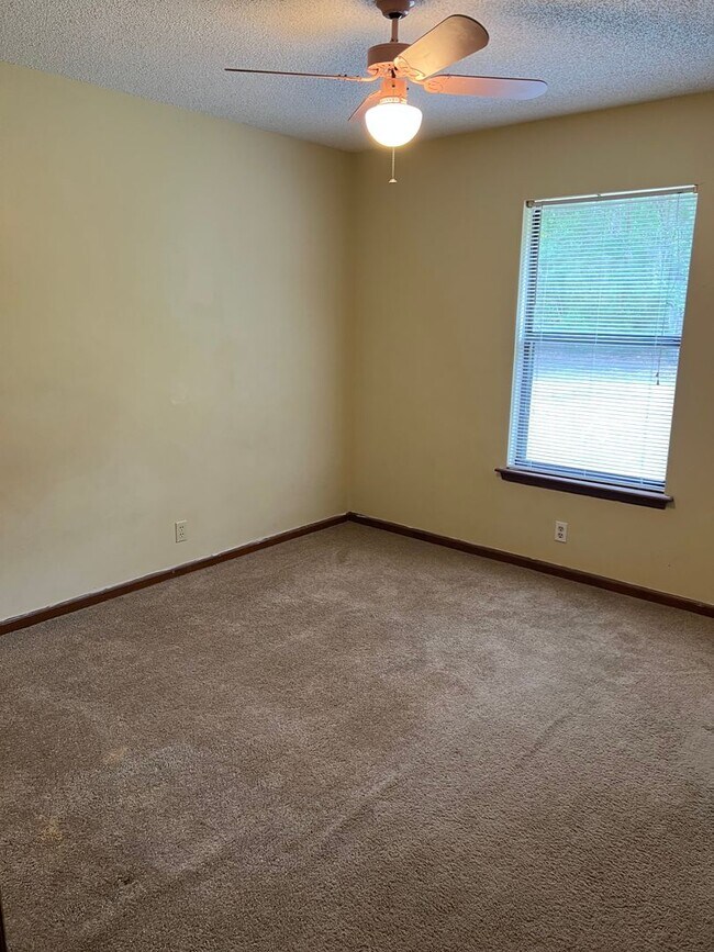 Building Photo - 108 Cambray Cir