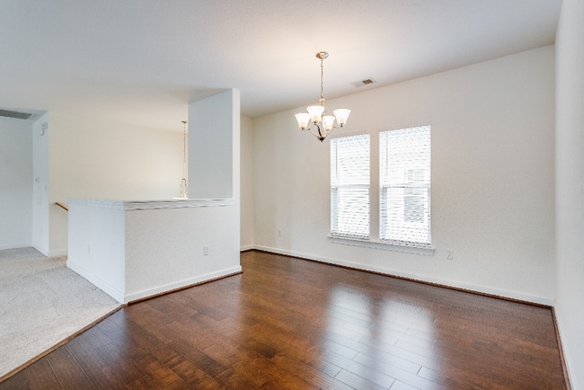 Building Photo - !!!WOW!!! Huge condo in York County