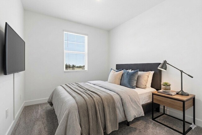 Building Photo - 320 Lynwood Station Blvd