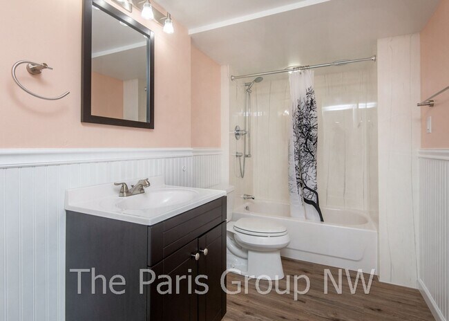 Building Photo - Lg Modern Midcentury on Thornton Creek * A...