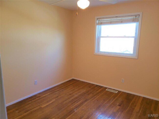 Building Photo - 803 Clayworth Dr