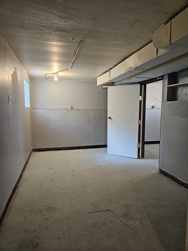 Building Photo - 4667 Massachusetts St