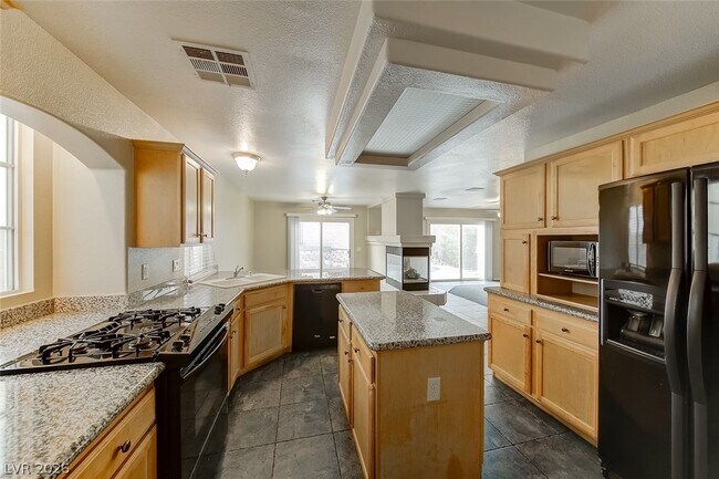 Building Photo - 7553 Treasure Chest St