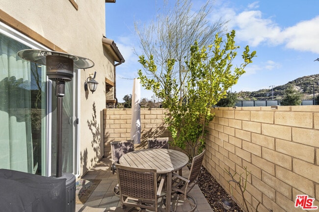 Building Photo - 27751 Dyer Wy