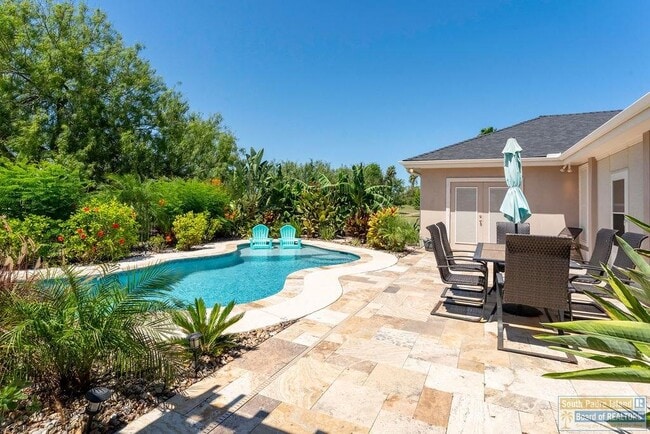 Building Photo - 28 Cypress Point Dr