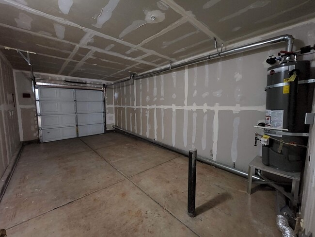 Building Photo - 145 Brookridge Dr