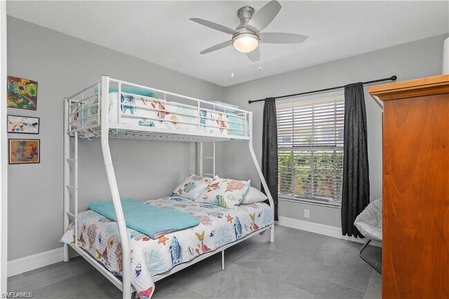 Building Photo - 773 Wiggins Lake Dr