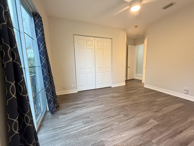 Building Photo - 1109 Florida Ave