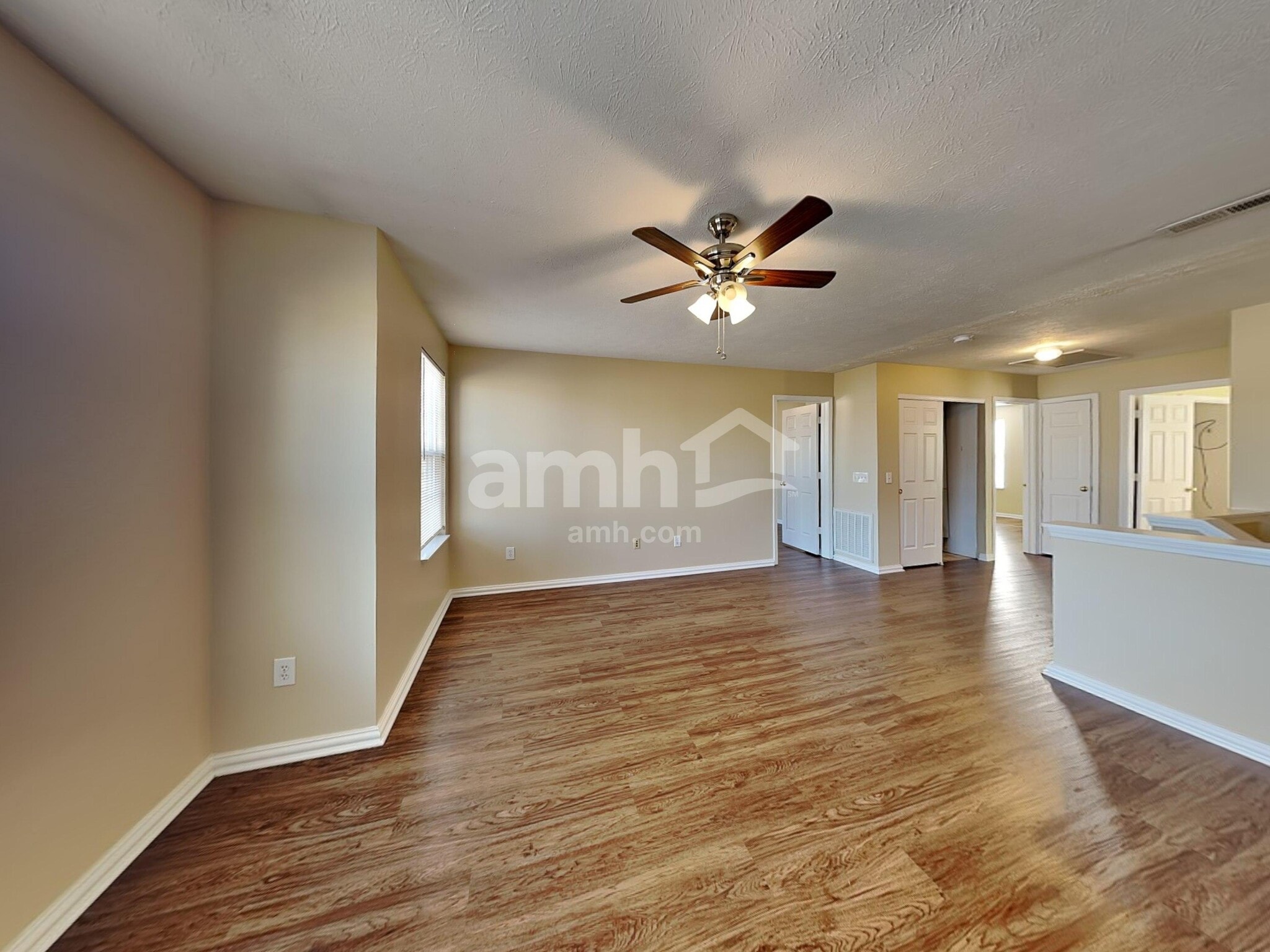 Building Photo - 11141 Hylas Dr