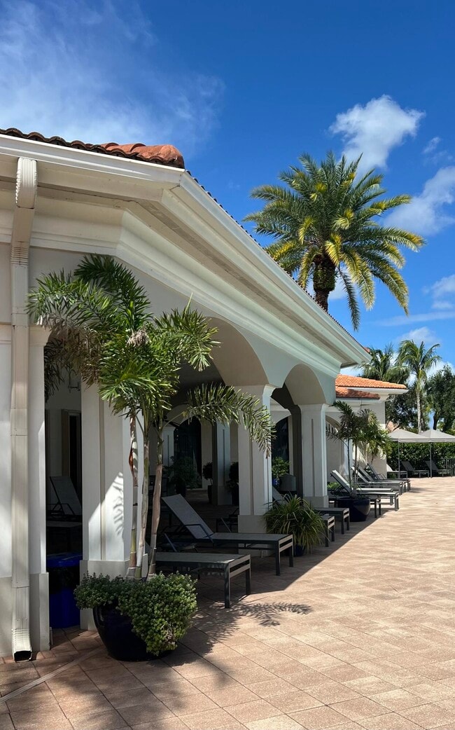 Building Photo - 9774 Isles Cay Dr