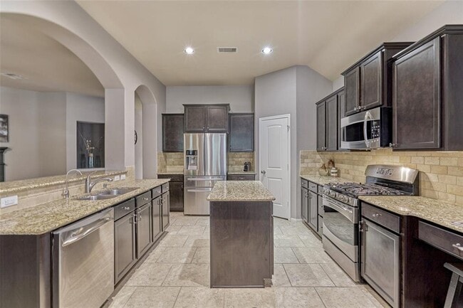 Building Photo - 106 Deer Crossing Ct