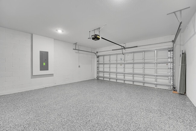 Building Photo - 662 Carlyle Wy