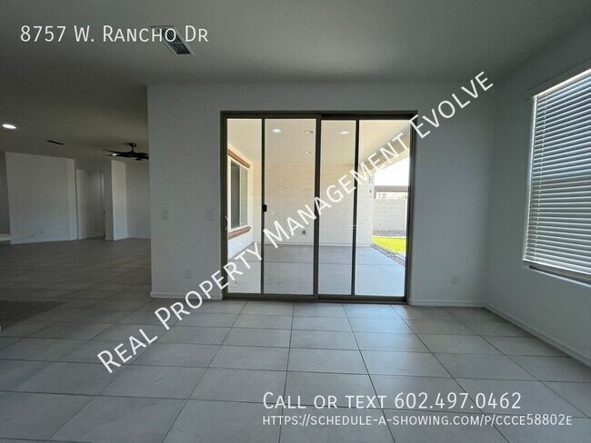 Building Photo - 8757 W Rancho Dr