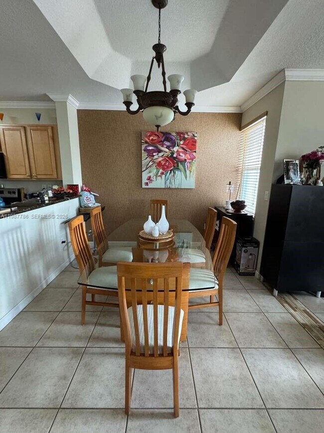 Building Photo - 7131 NW 114th Ct