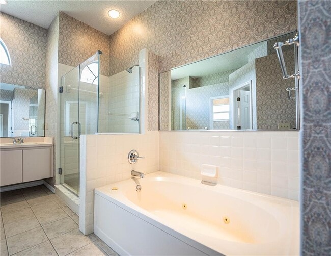 Building Photo - 2326 Deerbrook Dr