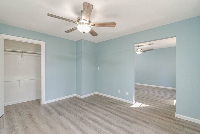 Building Photo - 3735 Woodpeckers Grove