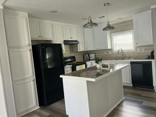 Building Photo - 1531 Drexel Rd