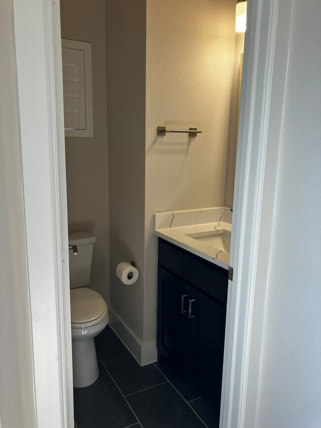 Building Photo - 1225 Marc Pl