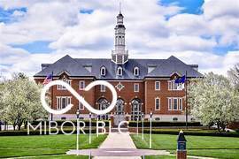 Building Photo - 420 W Main St