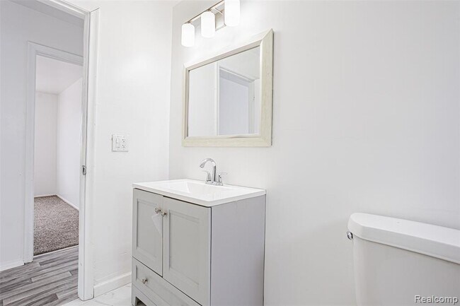 Building Photo - 6627 Orange Ln