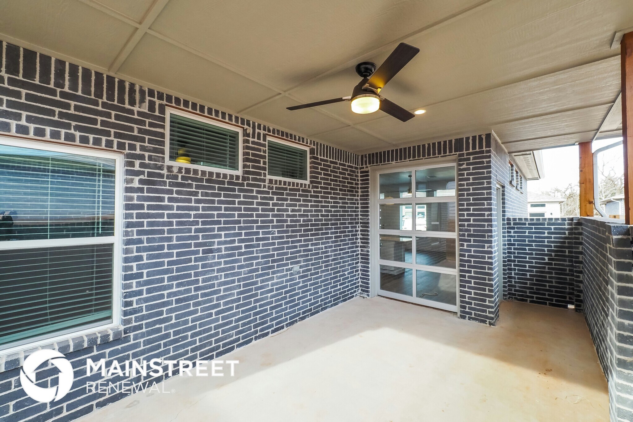 Building Photo - 11342 Paradise In Dr