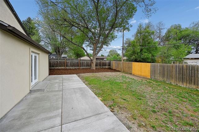 Building Photo - 309 Redwood Dr