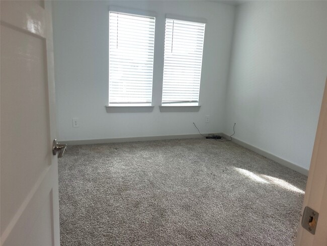 Building Photo - 22527 Cappella Vlg Ln