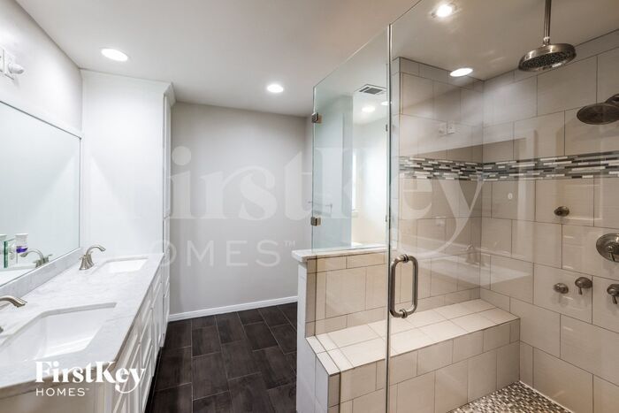 Building Photo - 25603 Pecan Valley Cir