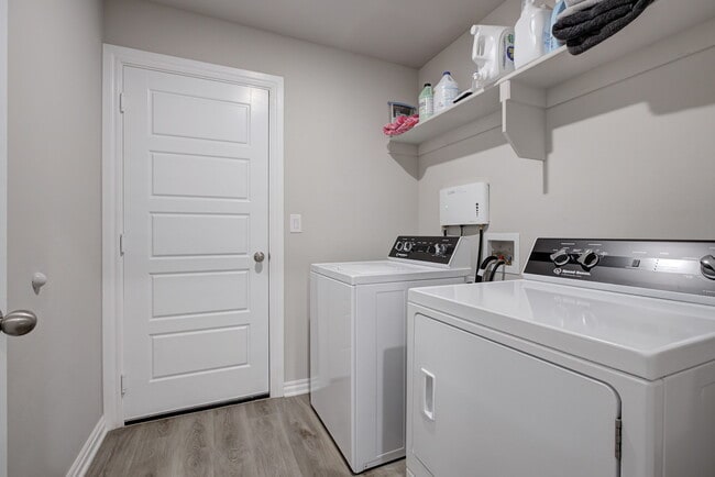 Building Photo - 14705 Travertine Fls Ln