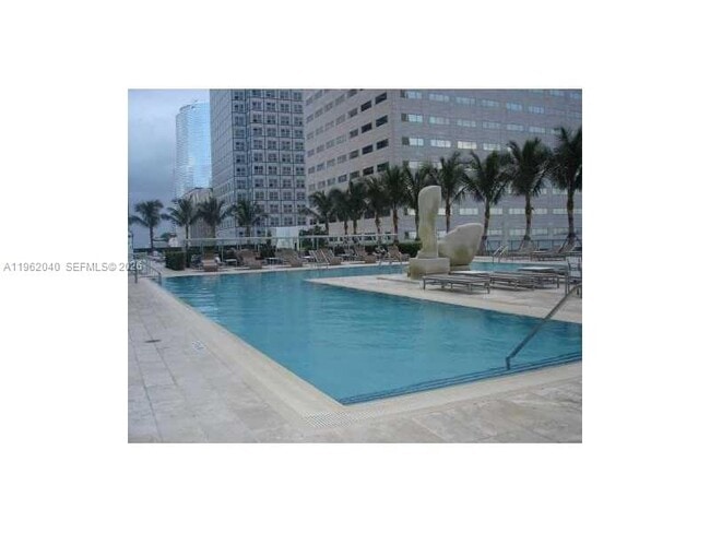 Building Photo - 325 S Biscayne Blvd