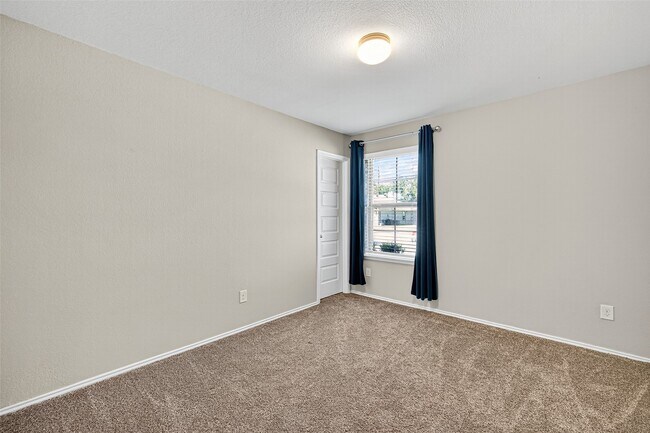 Building Photo - 6322 Fairfield Brook Ln