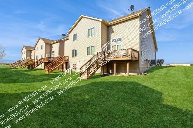 Building Photo - 2227 NW Chapel Ln